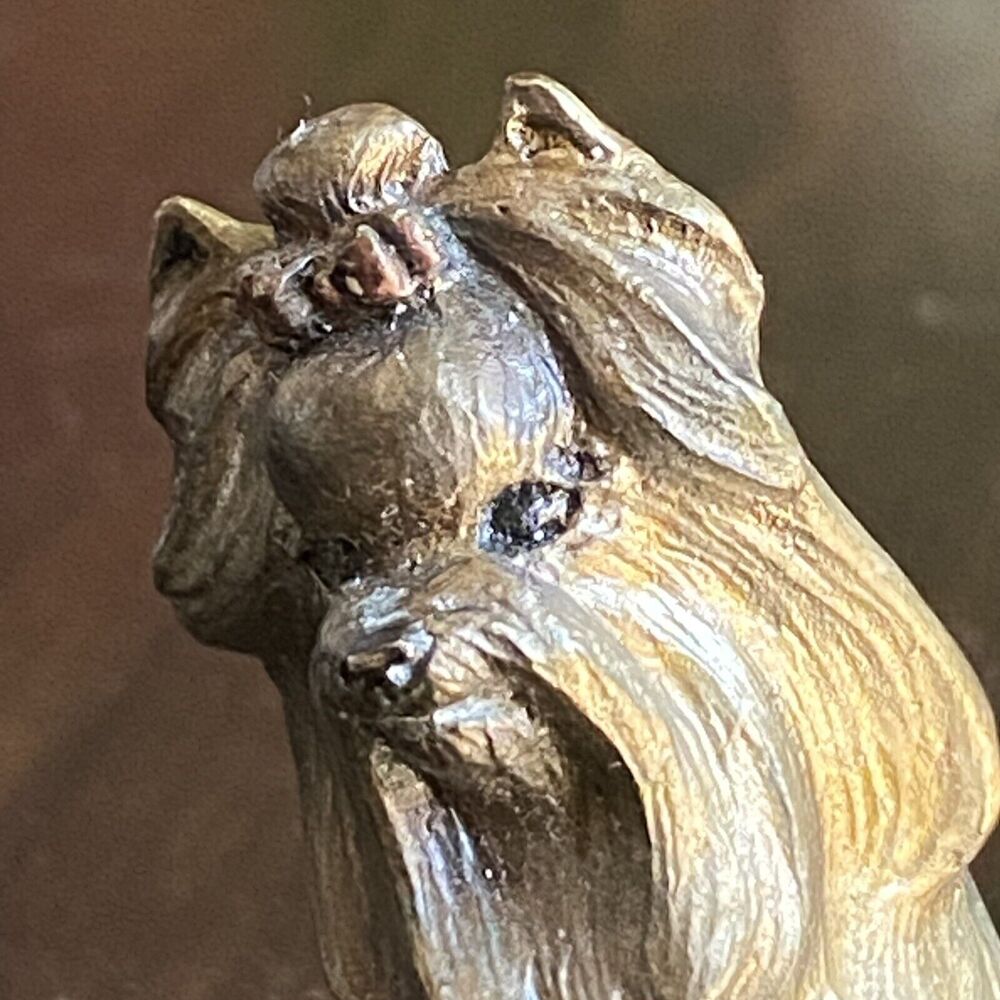 D. L. Debbie Engle Yorkshire Terrier Pure Bred Dogs Miniature Bronze a statue - Picture 3 of 16